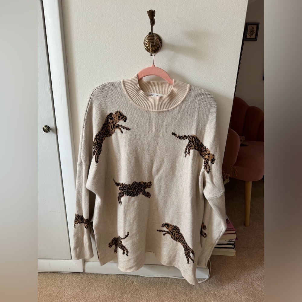 Mod Boutique Oversized Cheetah Sweater Size L